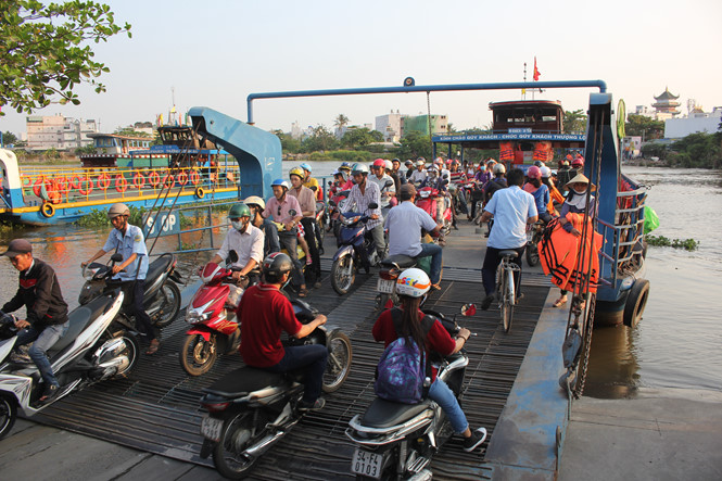 Trên tàu phà luôn trang bị sẵn áo phao, nhưng không phải lúc nào hành khách cũng đeo vào người